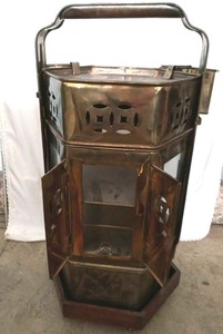 lot 1 image: Antique Asian Street Vendor Stand