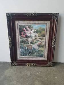 lot 150 image: Framed flower print - 22 by 25