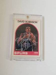 lot 80 image: David Robinson Basketball card - signed - Authenticity unknown