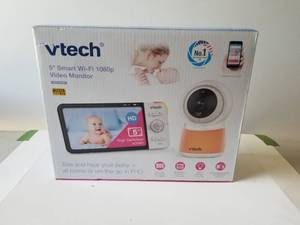 lot 20 image: Vtech video monitor