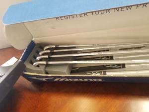lot 106 image: Set of Taylor made slightly used irons