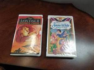 lot 138 image: Disney VHS movies - 2 - Lion King and Snow White