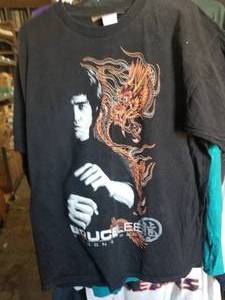 lot 193 image: Selection of 5 mens t-shirts