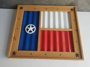 lot 93 image: Texas flag rustic sign - 27 by 30