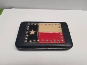lot 175 image: Womens Texas themed wallet by Country Rd. - black