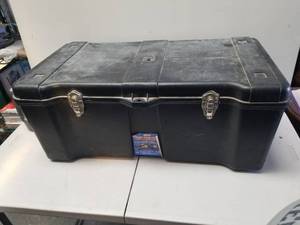 lot 248 image: Lockable trunk