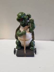 lot 257 image: Toy turtle