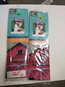 lot 265 image: Large porch flags