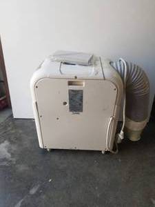 lot 238 image: Portable AC unit