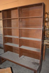 lot 14 image: Bookshelf Unit