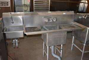 lot 17 image: Commercial Sink with One Basin and One Hand Washing Station