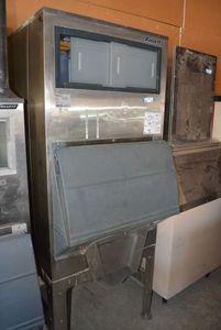 lot 26 image: Follett Ice Device System Model DEV700SG-30