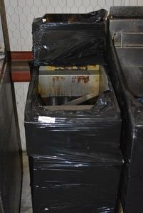 lot 42 image: Commercial Fryer