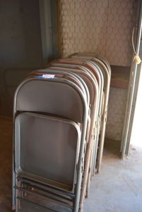 lot 48 image: Metal Folding Chairs, 16 Total