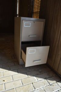 lot 81 image: Metal 2-Drawer File Cabinet