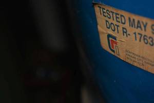 lot 100 image: Barrel of Oil DOT R-1763