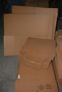 lot 186 image: Shipping Boxes 11-14 x 11-14 x 14-78, 12x4x4, 18x18x18