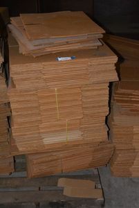 lot 7 image: Boxes 8x8x7, 12x12x6-9