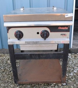 lot 1 image: Champion APW wyott Gas Grill