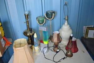 lot 26 image: Lamp Lot Table Lamps, Lava Lamps Variety, see pictures
