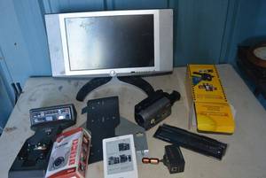 lot 35 image: Electronics Lot Kobo eReader, Sony Handycam Video Camera, Dash Cam and More