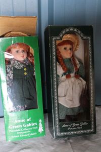 lot 69 image: Two Anne of Green Gables Porcelain Collector Dolls