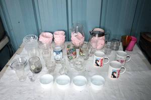 lot 88 image: Misc Glassware see pics, Cowboys glass 1972 World Champions, Elvis Cups, dessert cups and more