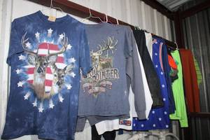 lot 93 image: T-Shirt Lot and other clothing mostly mens