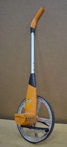 lot 95 image: Trumeter 5505E Measuremeter Revolution Electronic Distance Measuring Wheel