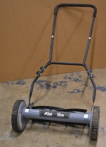 lot 120 image: Blue Hawk 16 Hand Push Mower