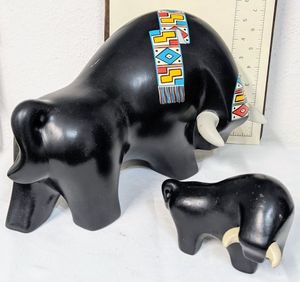 lot 5 image: Peruvian Ceramic Bull by Peruvian Artist Gustavo Salas