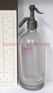 lot 70 image: Antique Seltzer Bottle Hunter and Clarke Made in France 12 Tall
