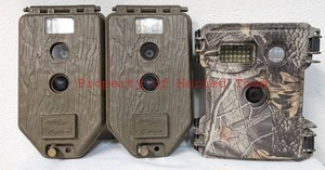 lot 74 image: Cuddeback Digital Scouting Capture Cameras and a Recon Scouting Camera 3 Total one price