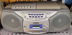 lot 129 image: SONY CD RADIO CASSETTE-CORDER CFD-S26 MEGABASS BOOMBOX AS SHOWN.