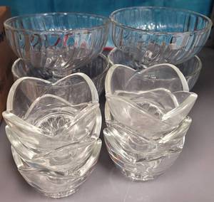 lot 134 image: ASSORTED CANDLE HOLDERS PLUS MORE AS SHOWN.
