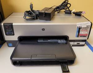 lot 303 image: HP DESKJET 6540 COLOR INKJET PRINTER WITH CABLES AS SHOWN.