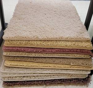 lot 322 image: (12) CARPET MATS IN VARIOUS BRANDS AS SHOWN.