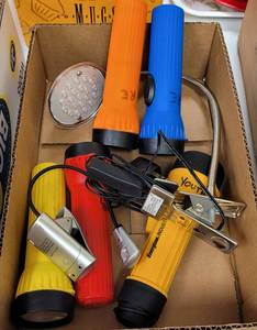 lot 343 image: LOT OF FLASHLIGHTS AND LIGHTS AS SHOWN.