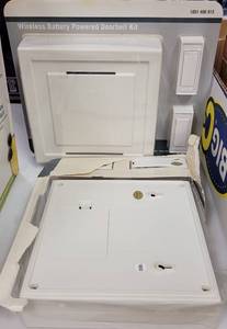 lot 345 image: WIRELESS BATTERY POWERED DOORBELL KITS AS SHOWN.