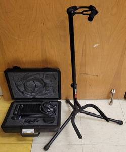 lot 368 image: AUDIO TECHNICA PERFORMANCE CORDLESS MICROPHONE WITH ACCESSORIES PLUS STAND AS SHOWN.