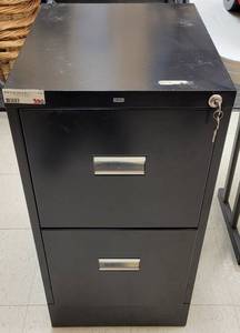 lot 390 image: HON 2-DRAWER BLACK METAL FILE CABINET WITH KEY AS SHOWN. APPROX. 15 W x 18 D x 29 H.