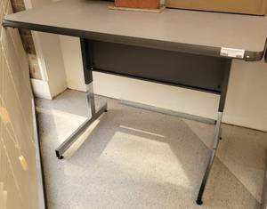 lot 406 image: HEAVY DUTY WORK TABLE WITH METAL FRAME AS SHOWN.