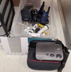 lot 465 image: SOUND OASIS, MOTOROLA WALKIE-TALKIES, RADIO SHACK 7-CHANNEL WEATHER RADIO AND MORE AS SHOWN.