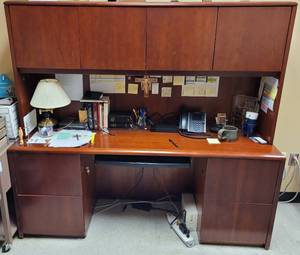 lot 544 image: WOODEN OFFICE DESK WITH HUTCH IN STYLE SHOWN. CONTENTS NOT INCLUDED APPROX. 72 W x 65 H x 21 D.
