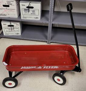 lot 566 image: RADIO FLYER CLASSIC RED WAGON 93B AS SHOWN.