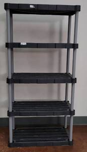 lot 652 image: 4-TIER PLASTIC SHELF UNIT AS SHOWN. APPROX. 36 W x 72 H x 18 D.