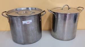 lot 748 image: (2) STAINLESS STEEL STOCK POTS AS SHOWN. SOLD 2 X THE MONEY