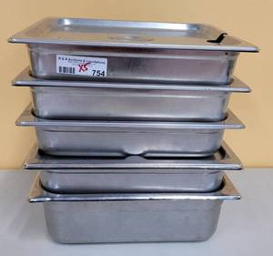 lot 754 image: (5) STAINLESS STEEL PANS WITH LIDS IN ASSORTED SIZES AS SHOWN. SOLD 5 X THE MONEY
