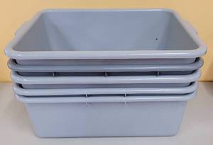 lot 756 image: (5) RESTAURANT STYLE PLASTIC TUBS AS SHOWN. SOLD 5 X THE MONEY