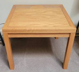 lot 771 image: WOODEN SQUARED ACCENT TABLE IN STYLE SHOWN. APPROX. 24 W x 24 D x 19.25 H.